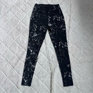 Pop Fit | Womens Black/White Marble High Rise Leggings | Size Small